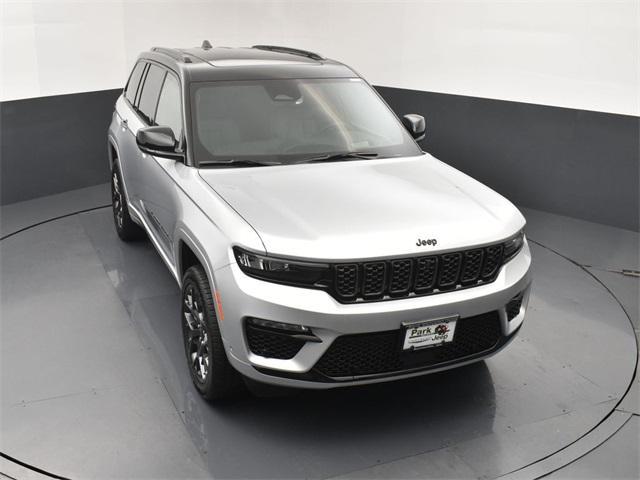 new 2025 Jeep Grand Cherokee car, priced at $65,104