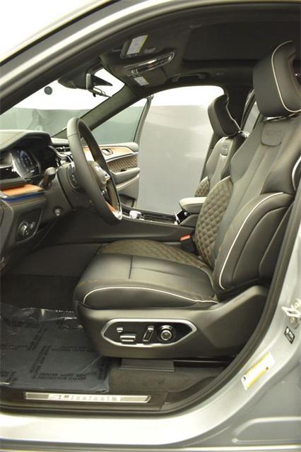 new 2025 Jeep Grand Cherokee car, priced at $65,104