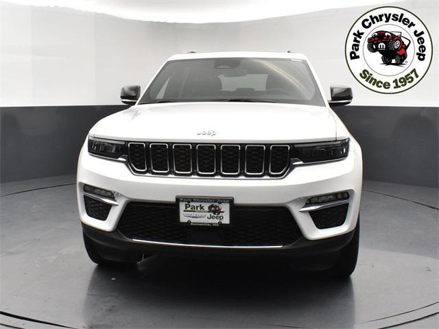 new 2025 Jeep Grand Cherokee car, priced at $45,347