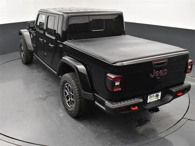new 2025 Jeep Gladiator car, priced at $58,010