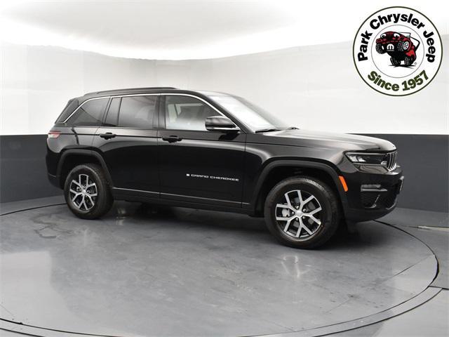 new 2025 Jeep Grand Cherokee car, priced at $45,355