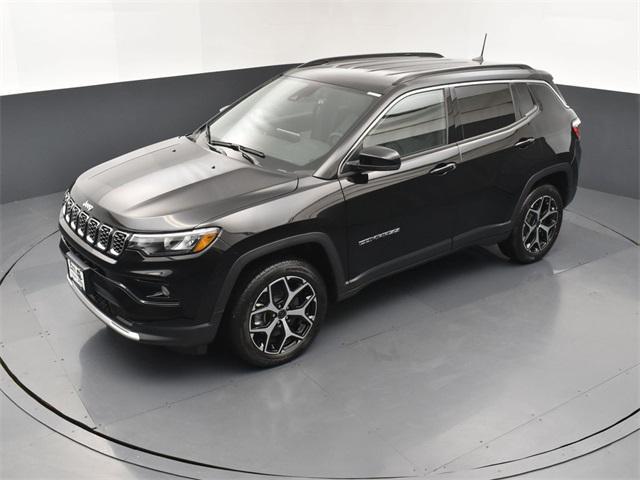 new 2025 Jeep Compass car, priced at $30,835
