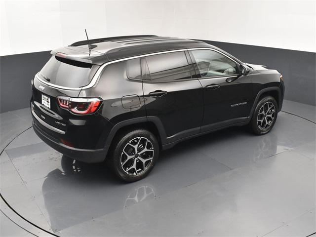 new 2025 Jeep Compass car, priced at $30,835