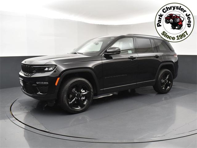 new 2025 Jeep Grand Cherokee car, priced at $48,355