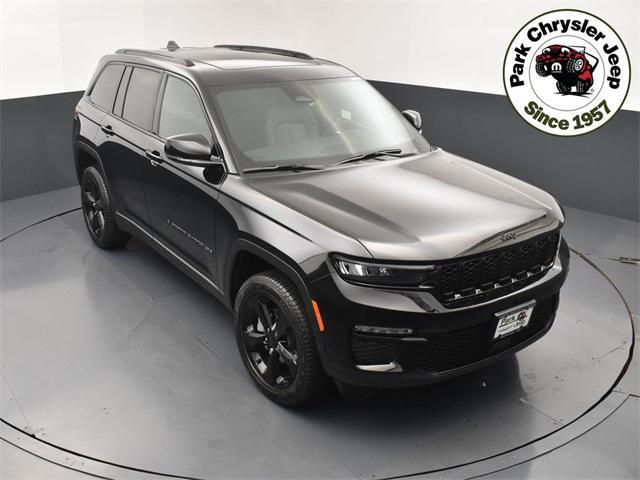 new 2025 Jeep Grand Cherokee car, priced at $48,355
