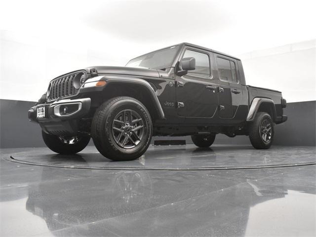 new 2024 Jeep Gladiator car, priced at $45,757