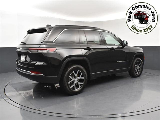 new 2025 Jeep Grand Cherokee car, priced at $45,630