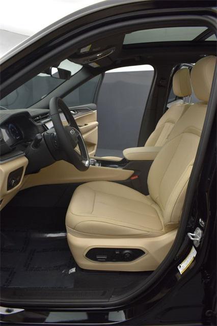 new 2025 Jeep Grand Cherokee car, priced at $45,630