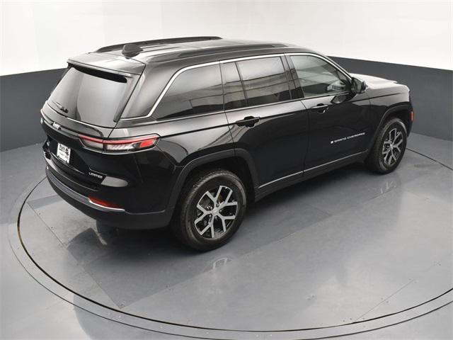 new 2025 Jeep Grand Cherokee car, priced at $45,630