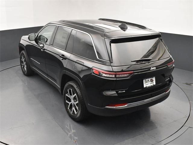 new 2025 Jeep Grand Cherokee car, priced at $45,630