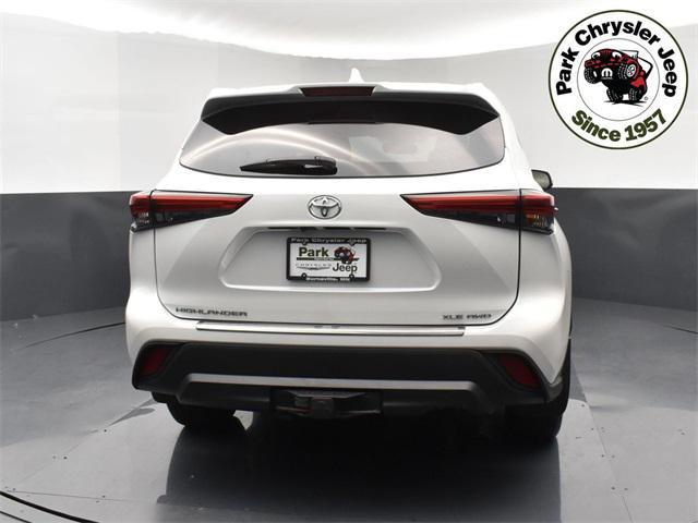 used 2022 Toyota Highlander car, priced at $34,962