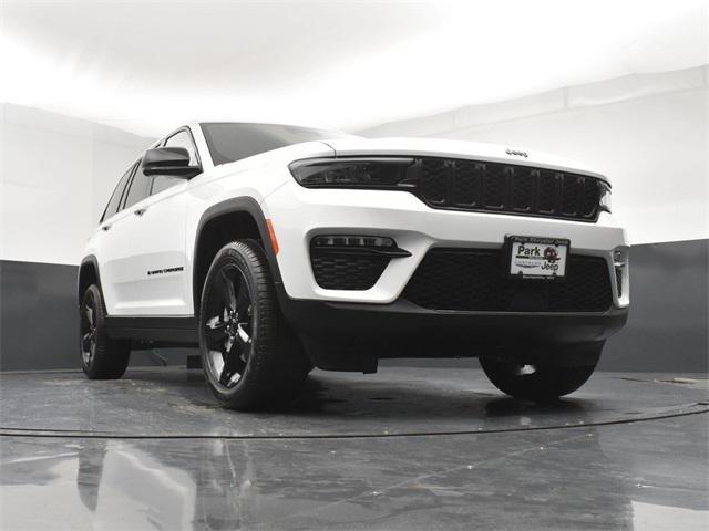 new 2025 Jeep Grand Cherokee car, priced at $48,326