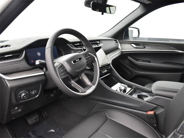 new 2025 Jeep Grand Cherokee car, priced at $48,326