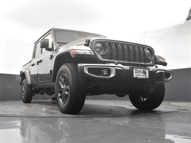 new 2024 Jeep Gladiator car, priced at $44,497