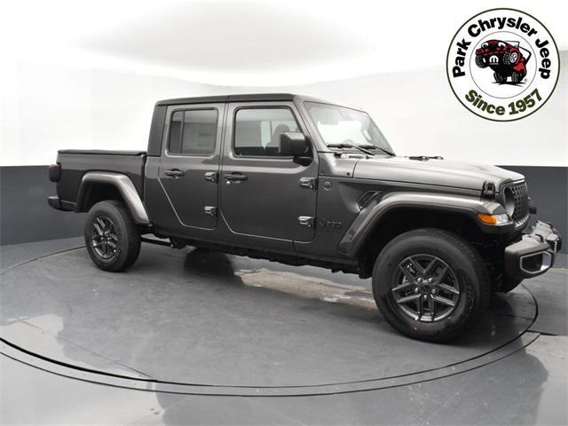 new 2024 Jeep Gladiator car, priced at $41,118