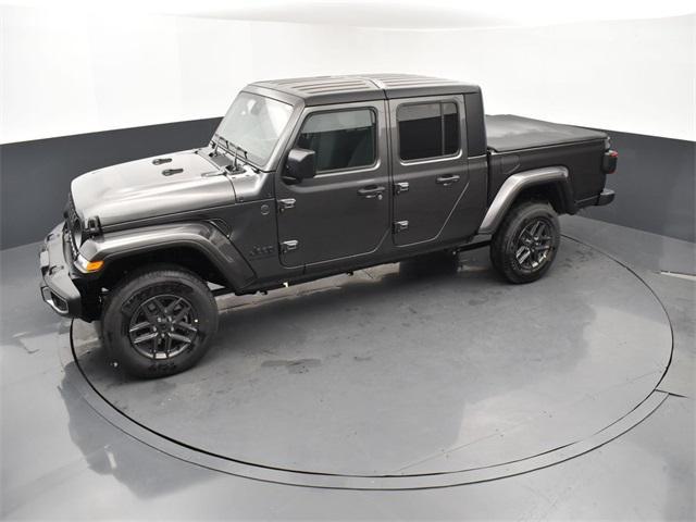 new 2024 Jeep Gladiator car, priced at $41,118