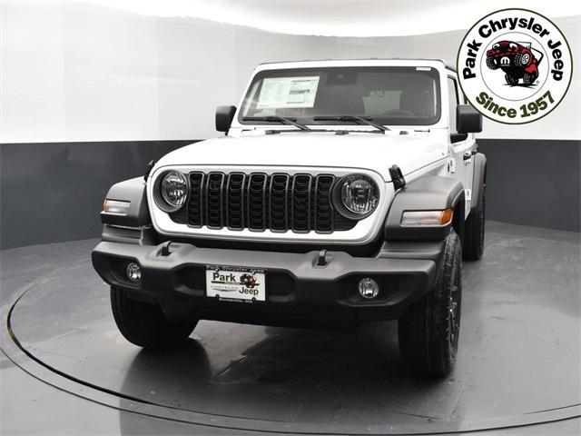 new 2025 Jeep Wrangler car, priced at $46,577