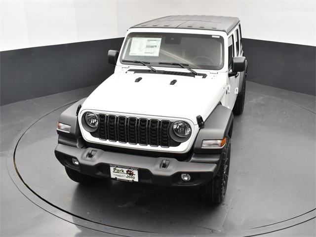 new 2025 Jeep Wrangler car, priced at $46,577