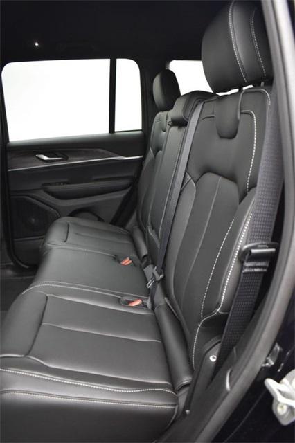 new 2025 Jeep Grand Cherokee car, priced at $44,270