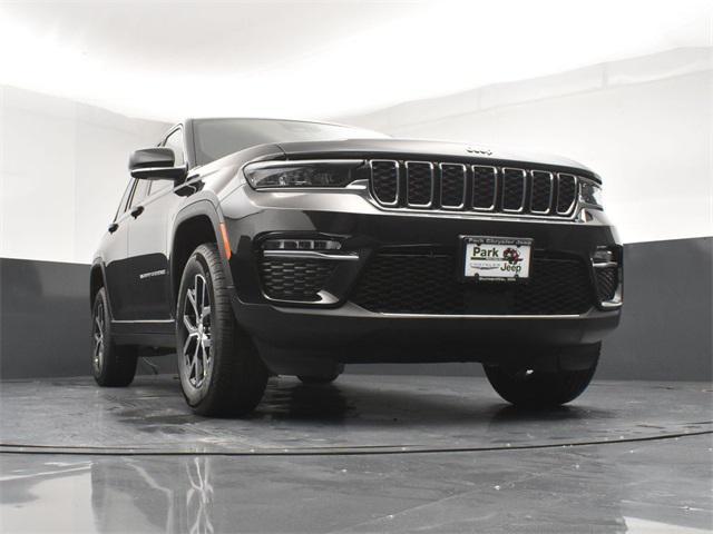 new 2025 Jeep Grand Cherokee car, priced at $44,270