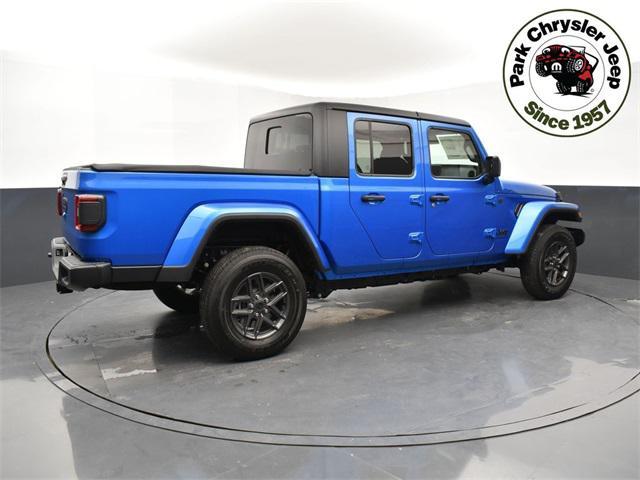 new 2024 Jeep Gladiator car, priced at $41,522