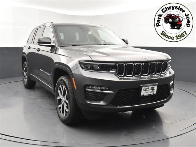 new 2025 Jeep Grand Cherokee car, priced at $44,305