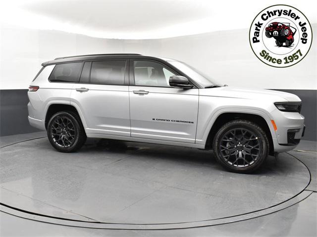 new 2025 Jeep Grand Cherokee L car, priced at $73,720