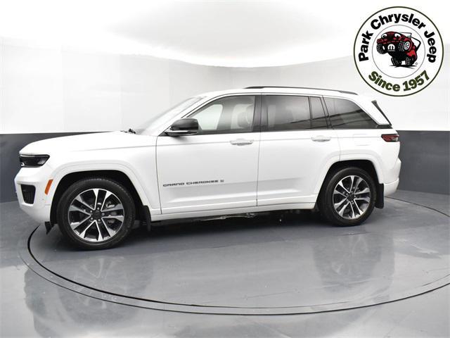 used 2022 Jeep Grand Cherokee car, priced at $35,989