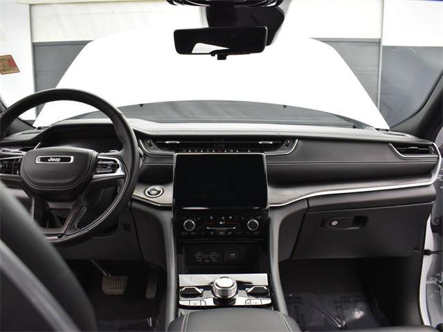 used 2022 Jeep Grand Cherokee car, priced at $35,989