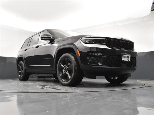 new 2025 Jeep Grand Cherokee car, priced at $50,455