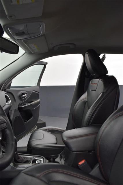used 2019 Jeep Cherokee car, priced at $18,958