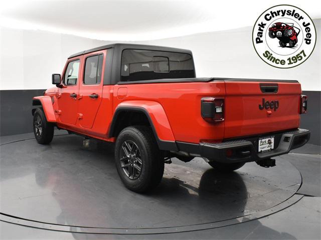 new 2024 Jeep Gladiator car, priced at $42,282