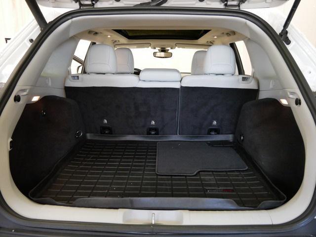 used 2019 Jeep Cherokee car, priced at $16,288