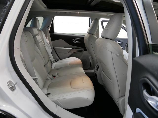 used 2019 Jeep Cherokee car, priced at $16,288