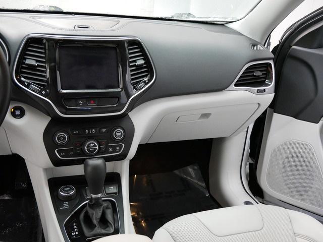 used 2019 Jeep Cherokee car, priced at $16,288