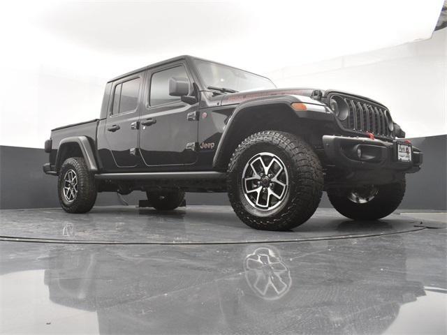 new 2024 Jeep Gladiator car, priced at $55,936