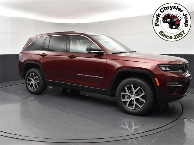 new 2025 Jeep Grand Cherokee car, priced at $42,120