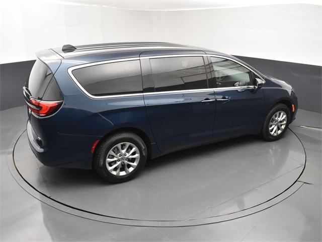 new 2025 Chrysler Pacifica car, priced at $41,510