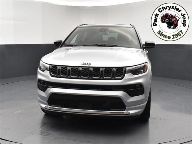 new 2025 Jeep Compass car, priced at $35,104