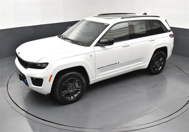 new 2025 Jeep Grand Cherokee 4xe car, priced at $58,732