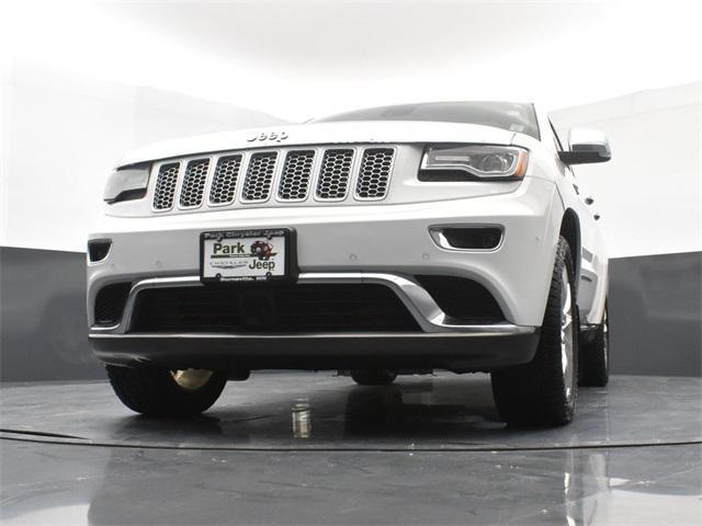 used 2014 Jeep Grand Cherokee car, priced at $17,323