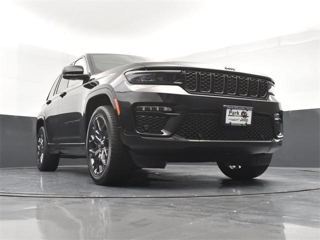 new 2025 Jeep Grand Cherokee car, priced at $67,666