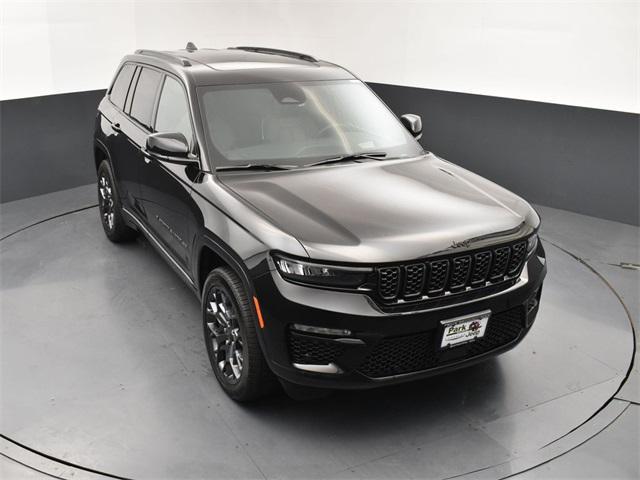 new 2025 Jeep Grand Cherokee car, priced at $67,666