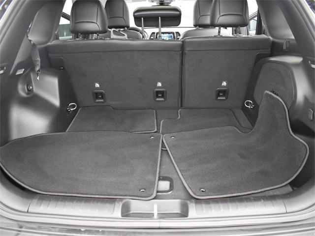 used 2021 Jeep Cherokee car, priced at $26,983