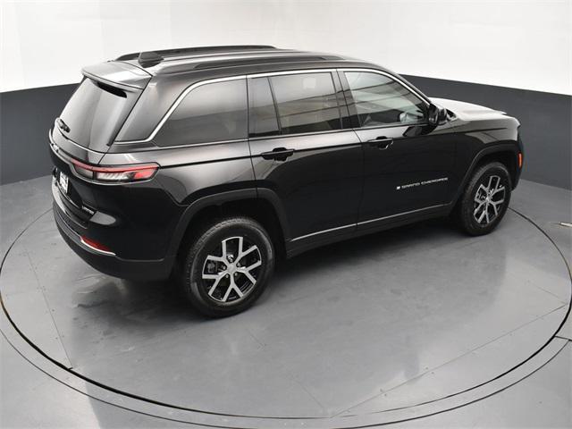 new 2025 Jeep Grand Cherokee car, priced at $41,790