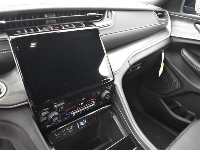 new 2025 Jeep Grand Cherokee L car, priced at $48,452