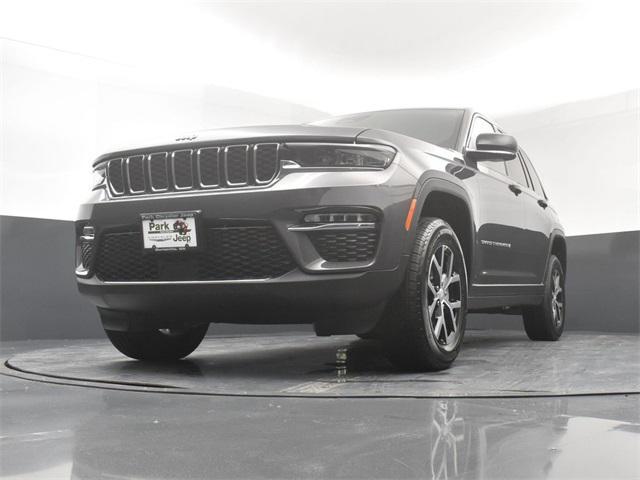 new 2025 Jeep Grand Cherokee car, priced at $43,810