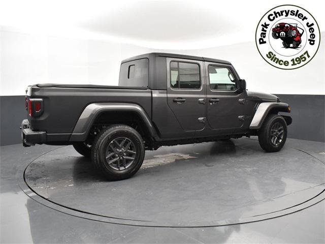 new 2024 Jeep Gladiator car, priced at $43,395