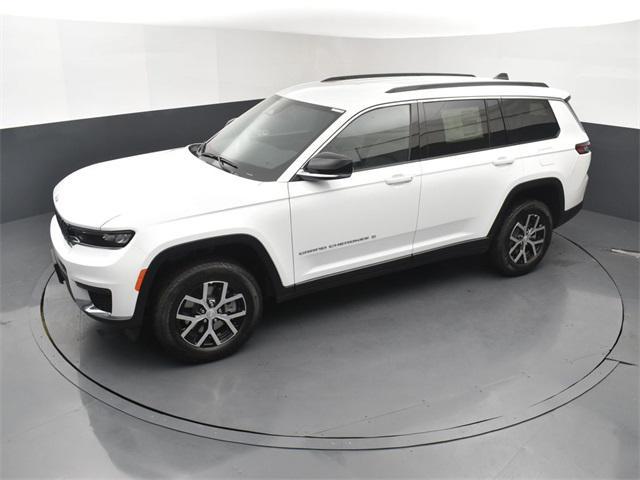 new 2025 Jeep Grand Cherokee L car, priced at $42,725