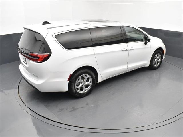 new 2024 Chrysler Pacifica car, priced at $50,670